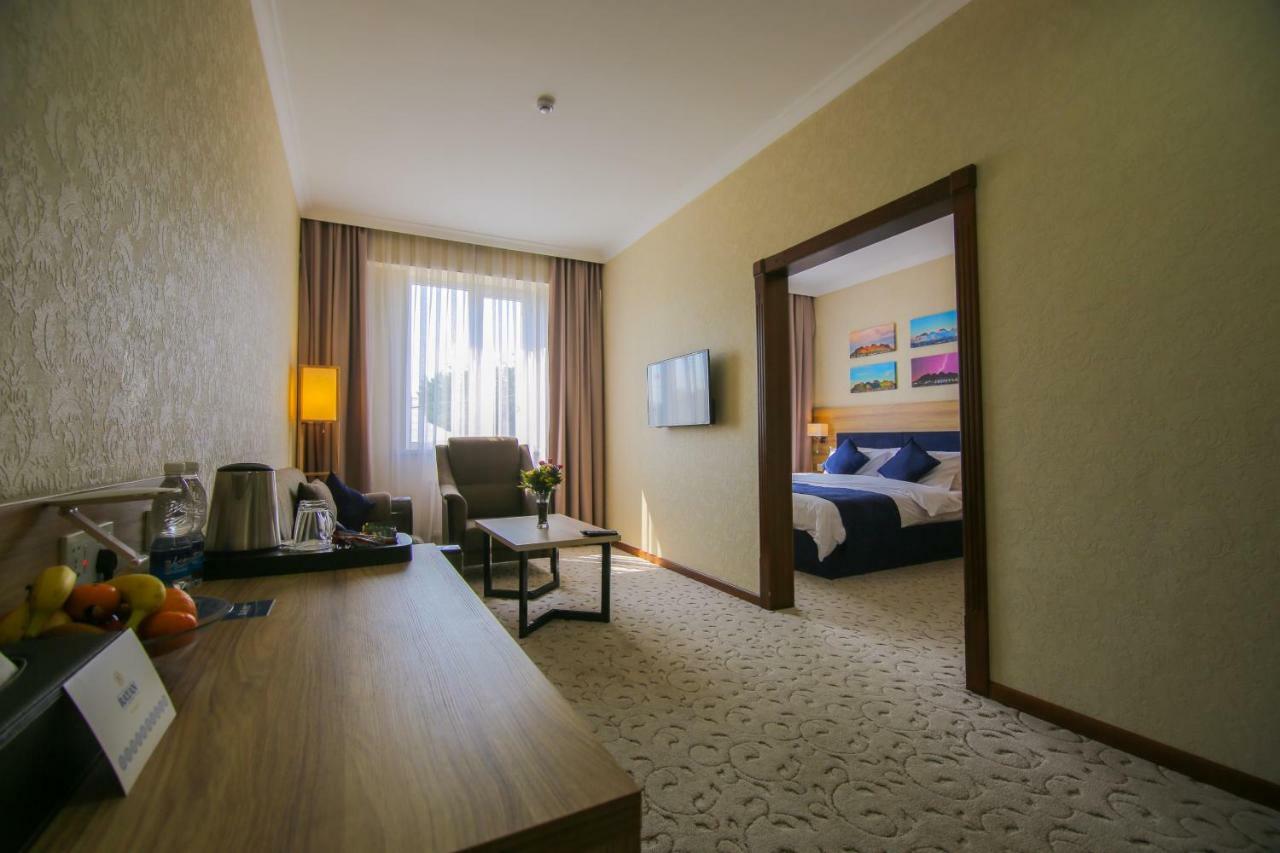 Rayan Hotel 奥什 外观 照片