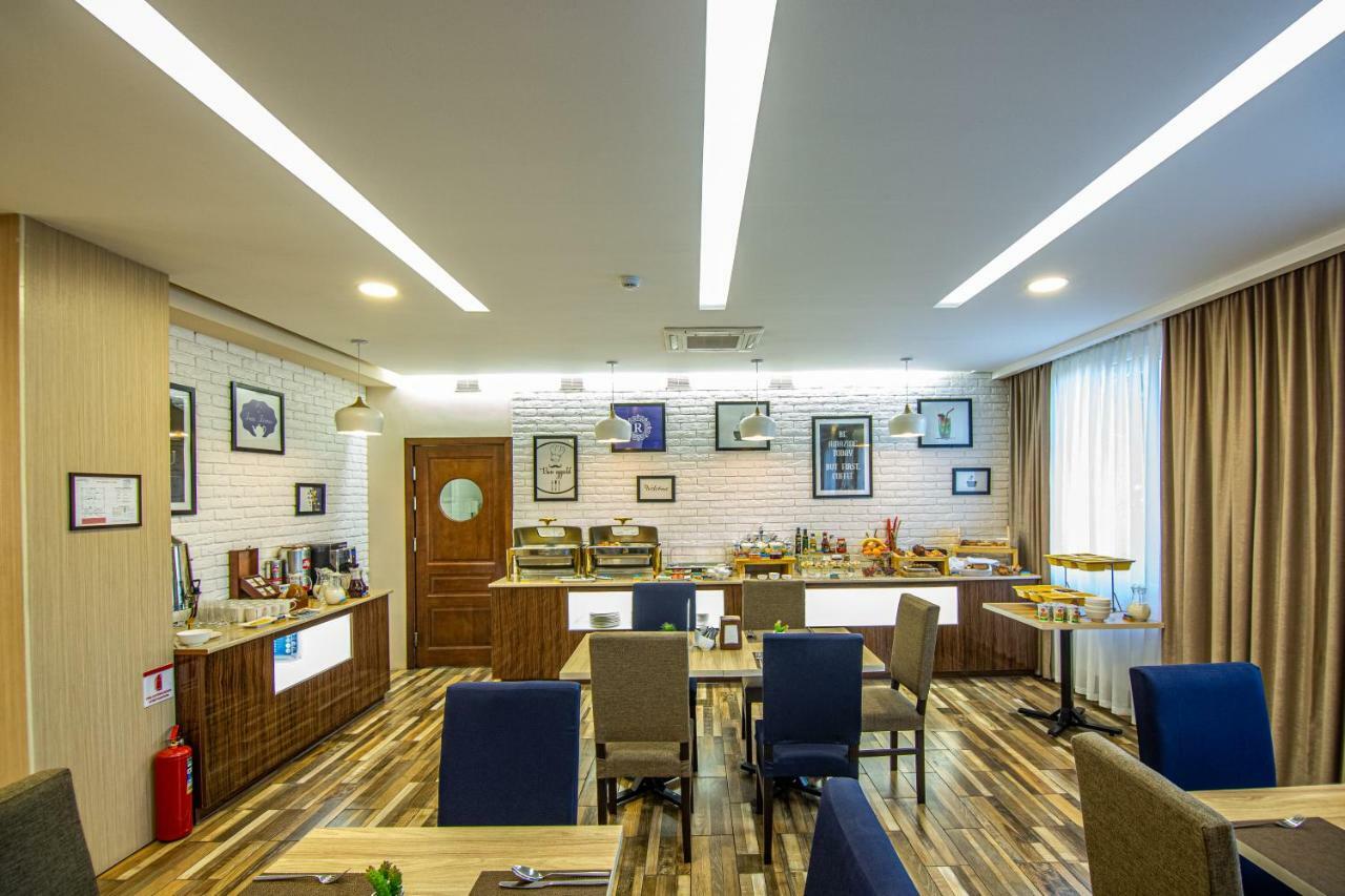 Rayan Hotel 奥什 外观 照片