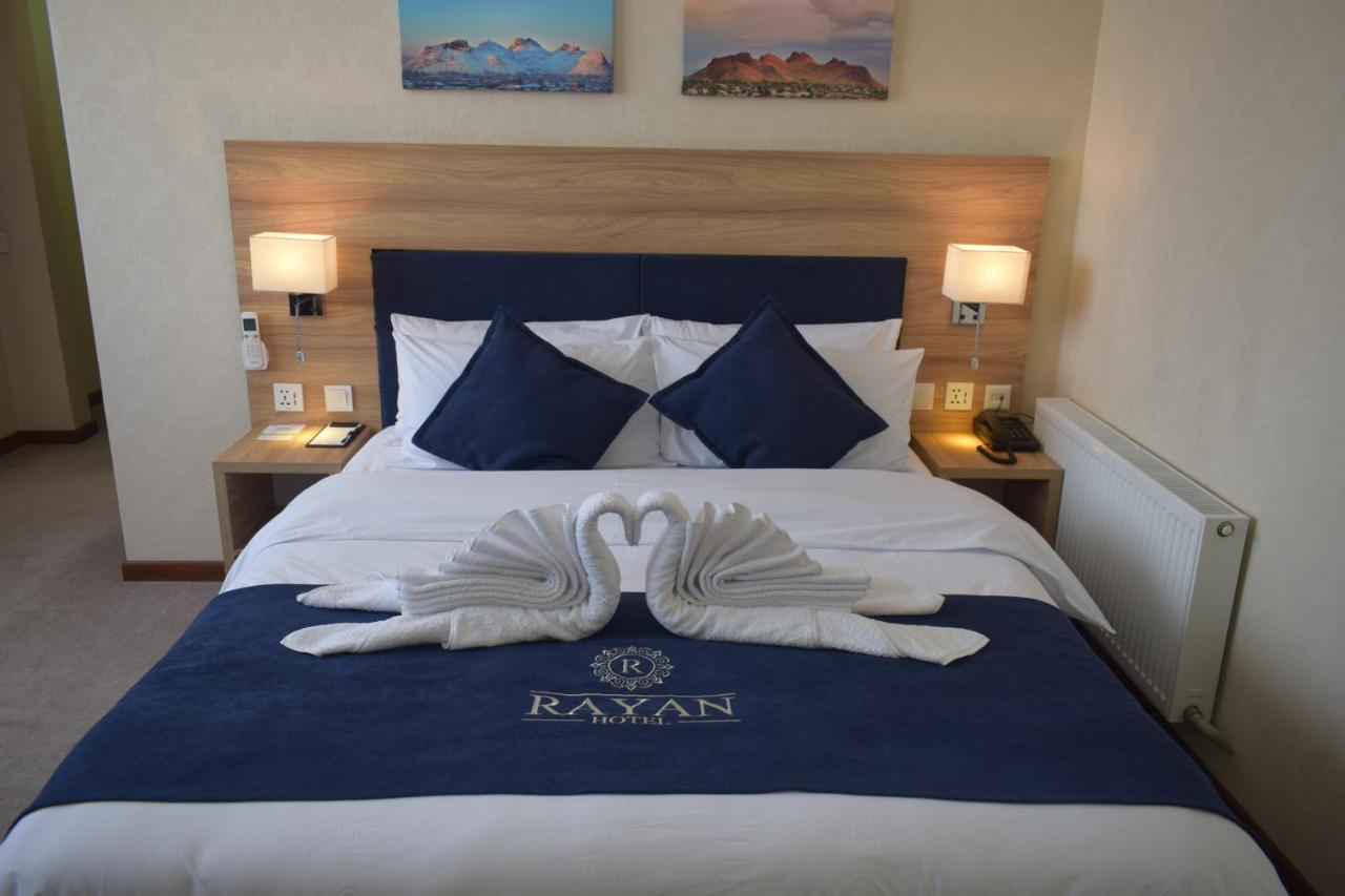 Rayan Hotel 奥什 外观 照片